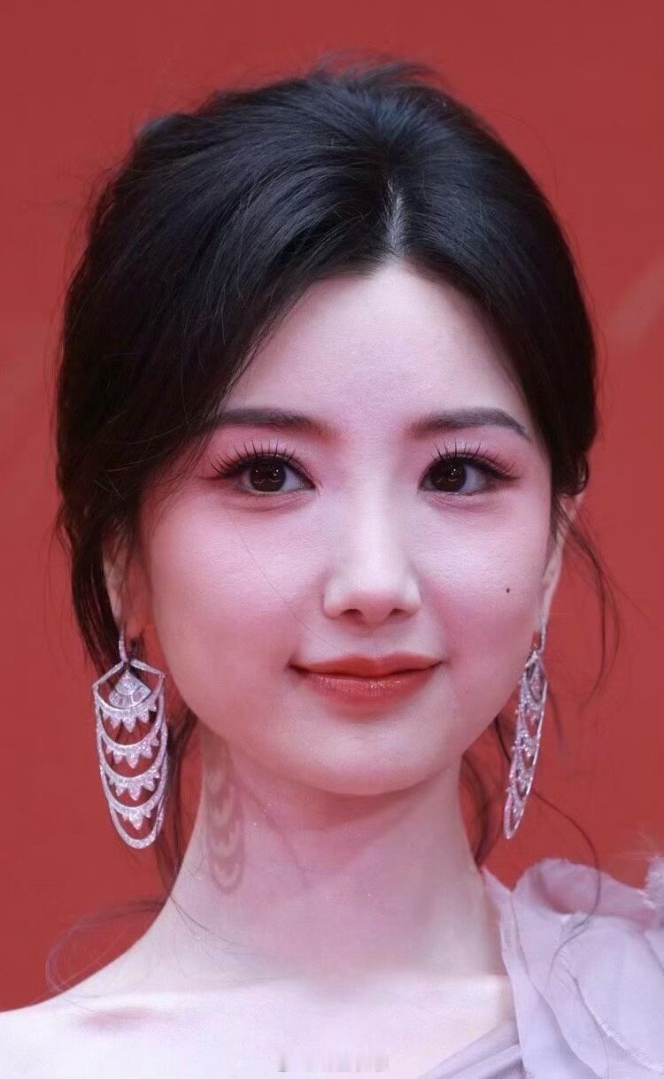 毛晓彤有一种独特的美