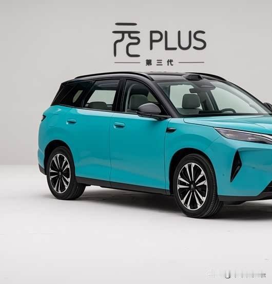 比亚迪第三代元PLUS，11.58万起，A级纯电SUV新标杆。800V高压闪充，