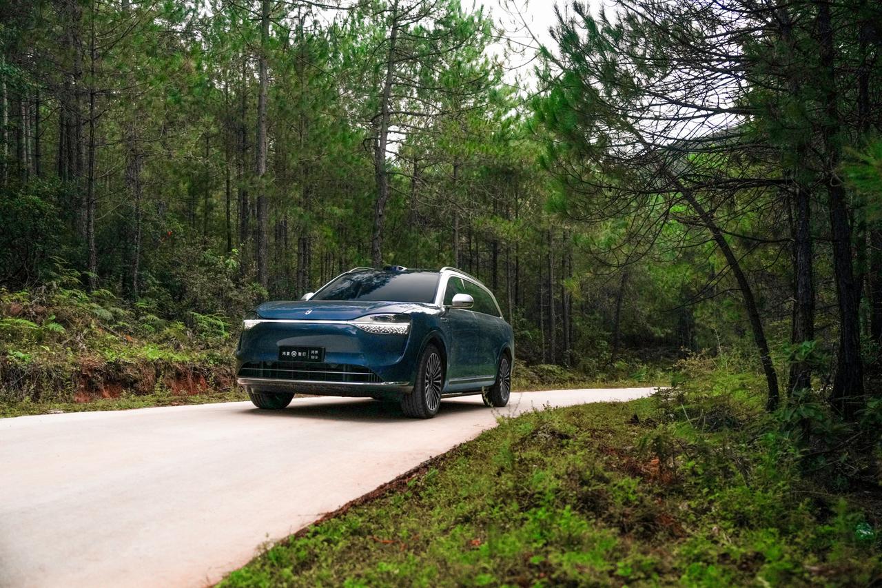 保值率双榜第一，问界M9回应了高端用户最深的顾虑在50万级市场，有一个隐藏焦虑