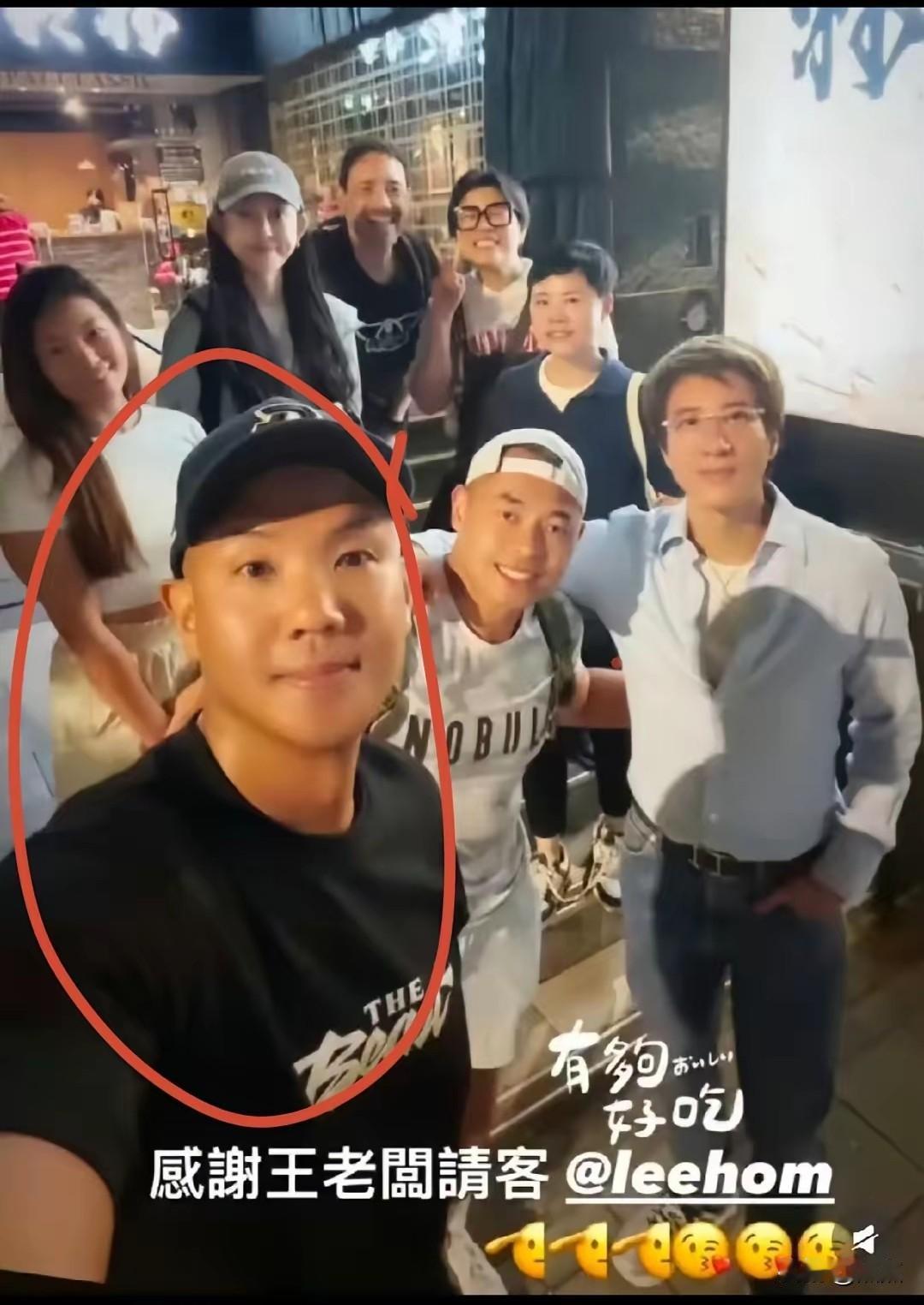 观感上就透着不妥，还总爱插手别人的家务事，实在很难让人产生好感。汪小菲不愿让孩子