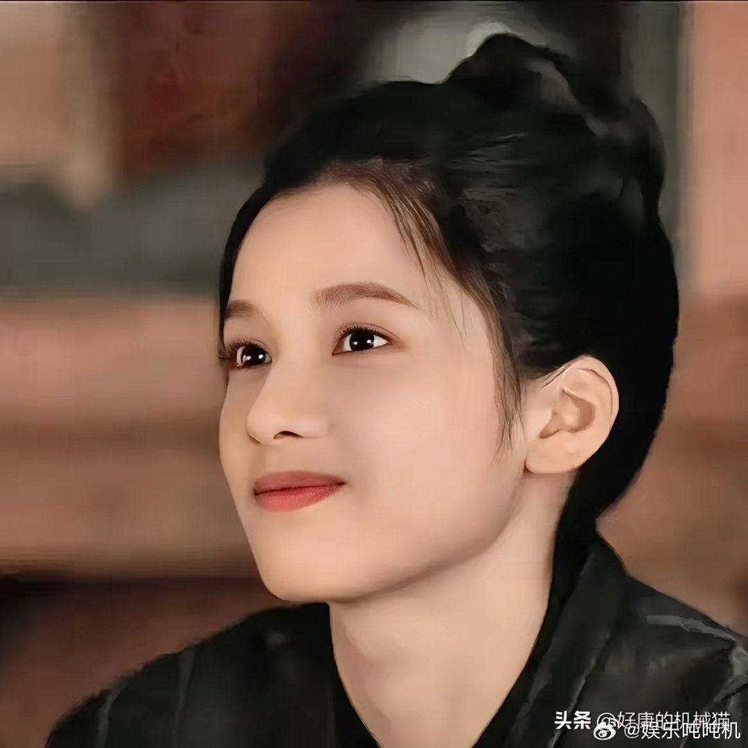 我发现《藏海传》有一点，很离谱大家都在夸肖战的演技封神，却忽略了女主张婧仪。​张
