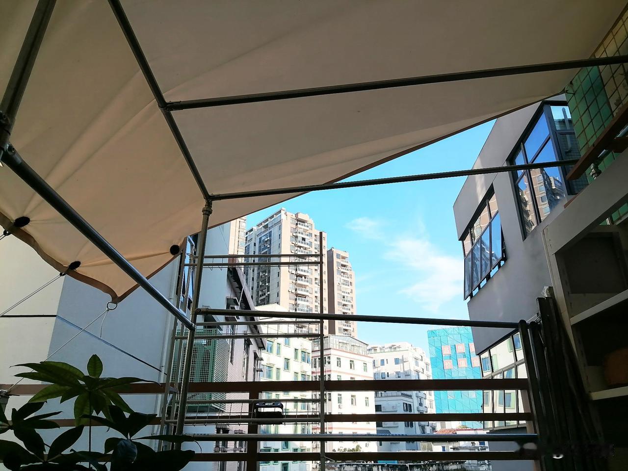 退休第641天，早安。陈道明令人醍醐灌顶的一话：“保护自己最好的方法是，