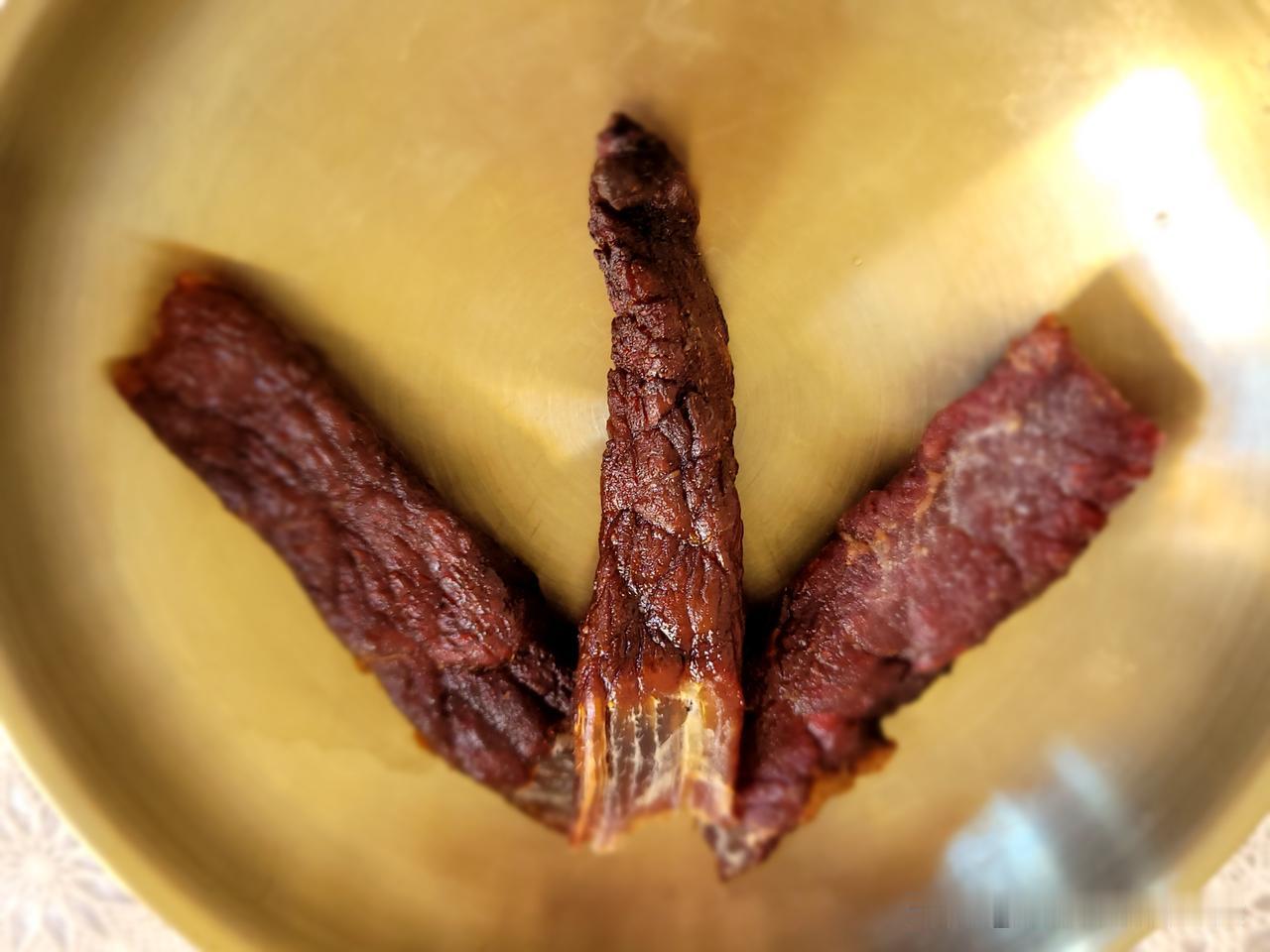 我儿子在吃的方面，真的是能屈能伸，这一点我都做不到他那样自律。昨天开始吃轻食。