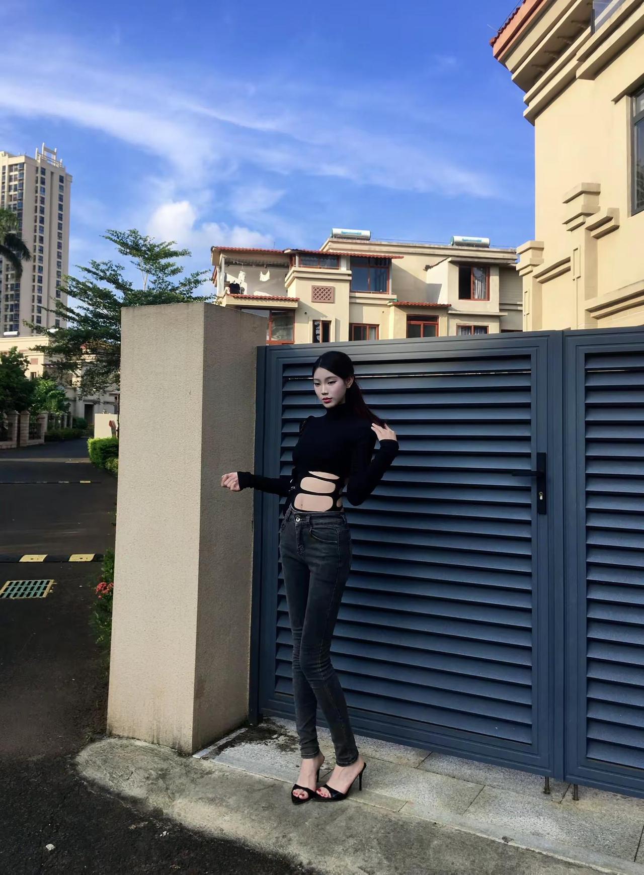 自己也可以拍各种风格的照片哟奥巧支架拍照姿势穿搭一个人拍照