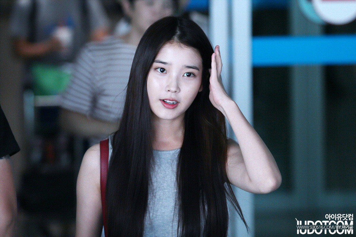 IU❤️IU韩国第一女solo2013年时光机🐥130901IU金浦机
