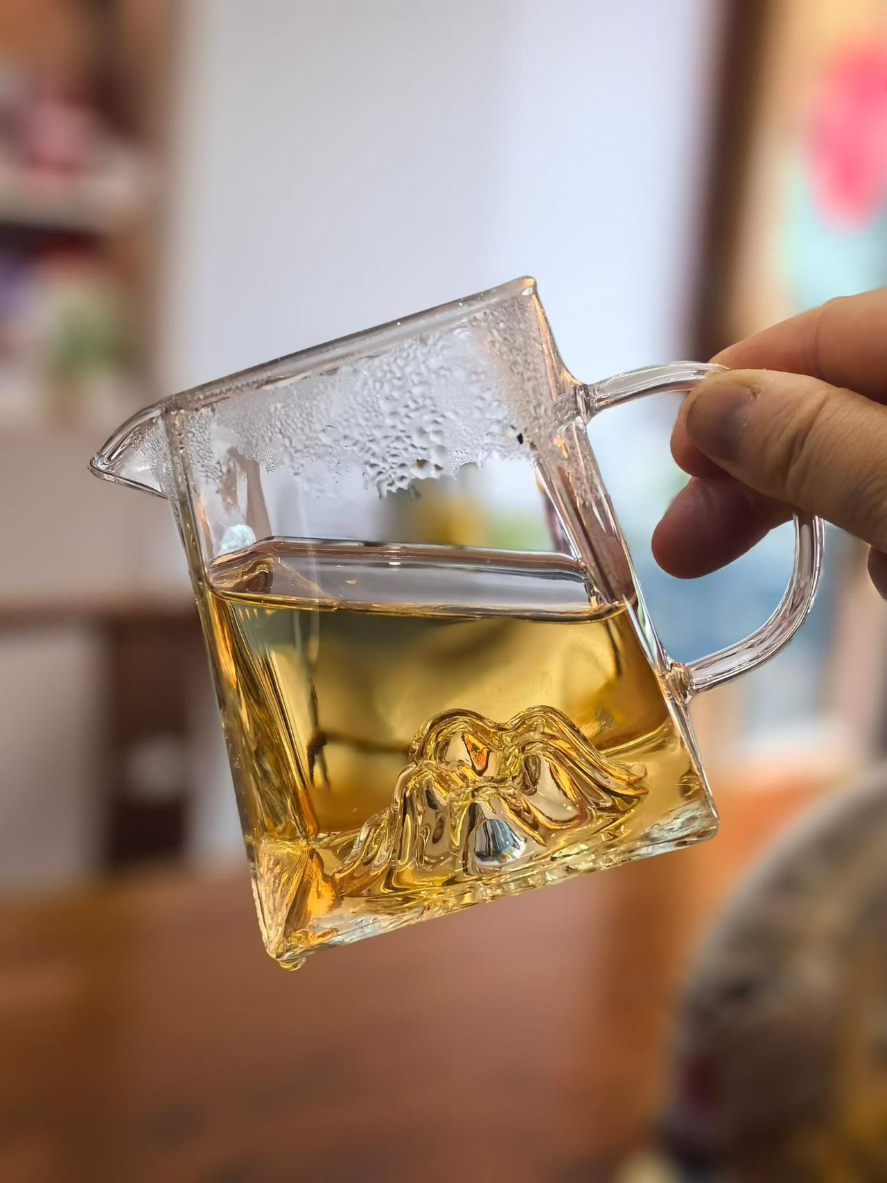 云贵川三省茶叶大比拼，数据看完你会发现——最惨的不是你以为的那个。云南：814