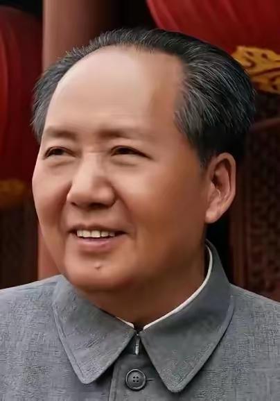 慈祥的笑容温暖人间！这才是刻在中国人心里的光有一种笑容，跨越岁月依旧动人，