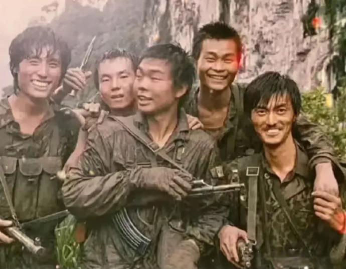 在对越自卫反击战中，这五名侦察兵，抵近侦察、捕俘近战，虽九死一生、但凯旋而归……