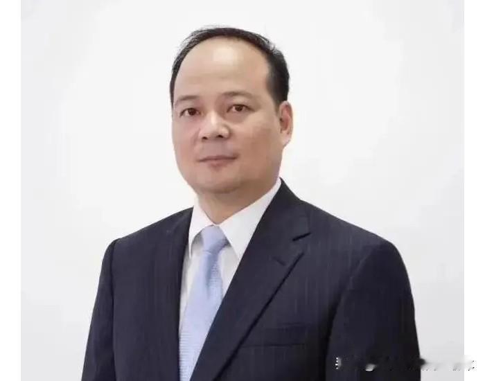 曾毓群罕见泼冷水：2030年前固态电池装车百万辆？门都没有！在重庆论坛上，宁