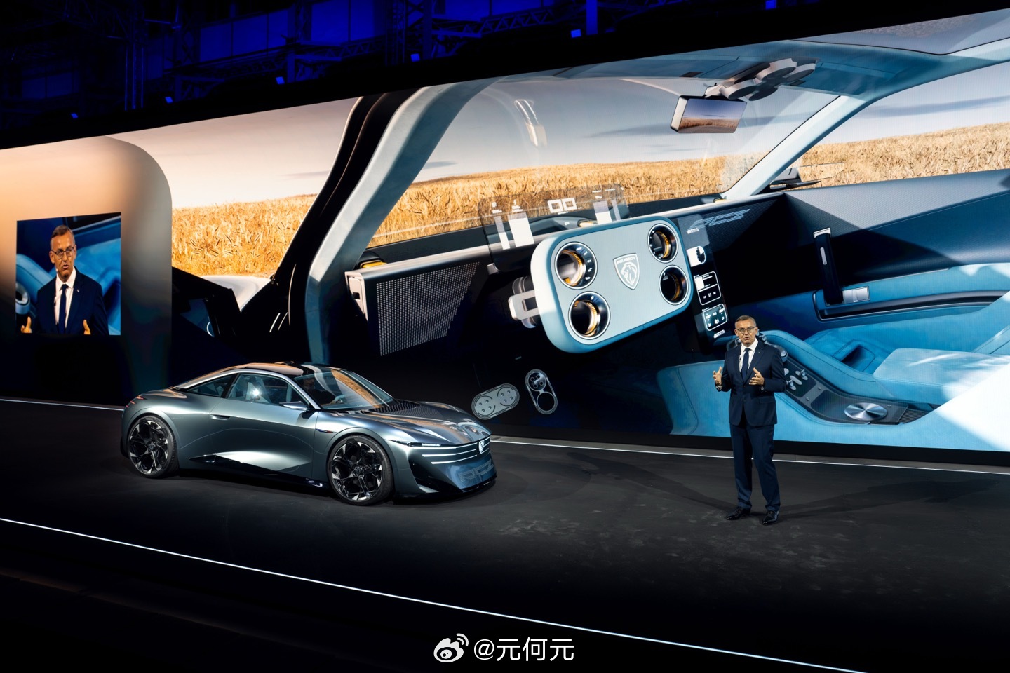 RCZ的双泡车顶又回来了。标致刚发布的RCZVision是四座纯电GT概念车，