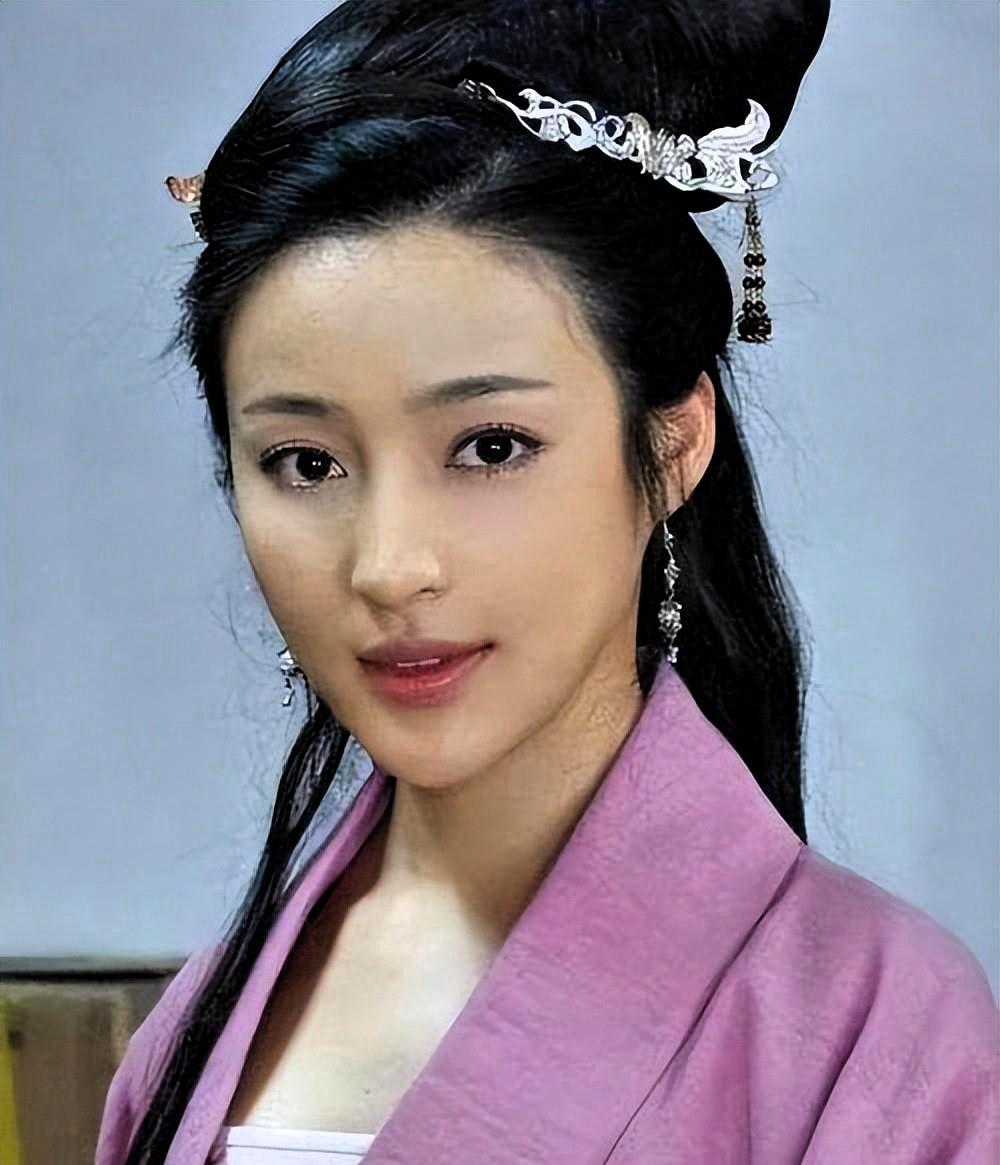 大众常将武大之死简单归为西门庆与潘金莲私通、欲霸占潘金莲行凶，细读《水浒传》与《