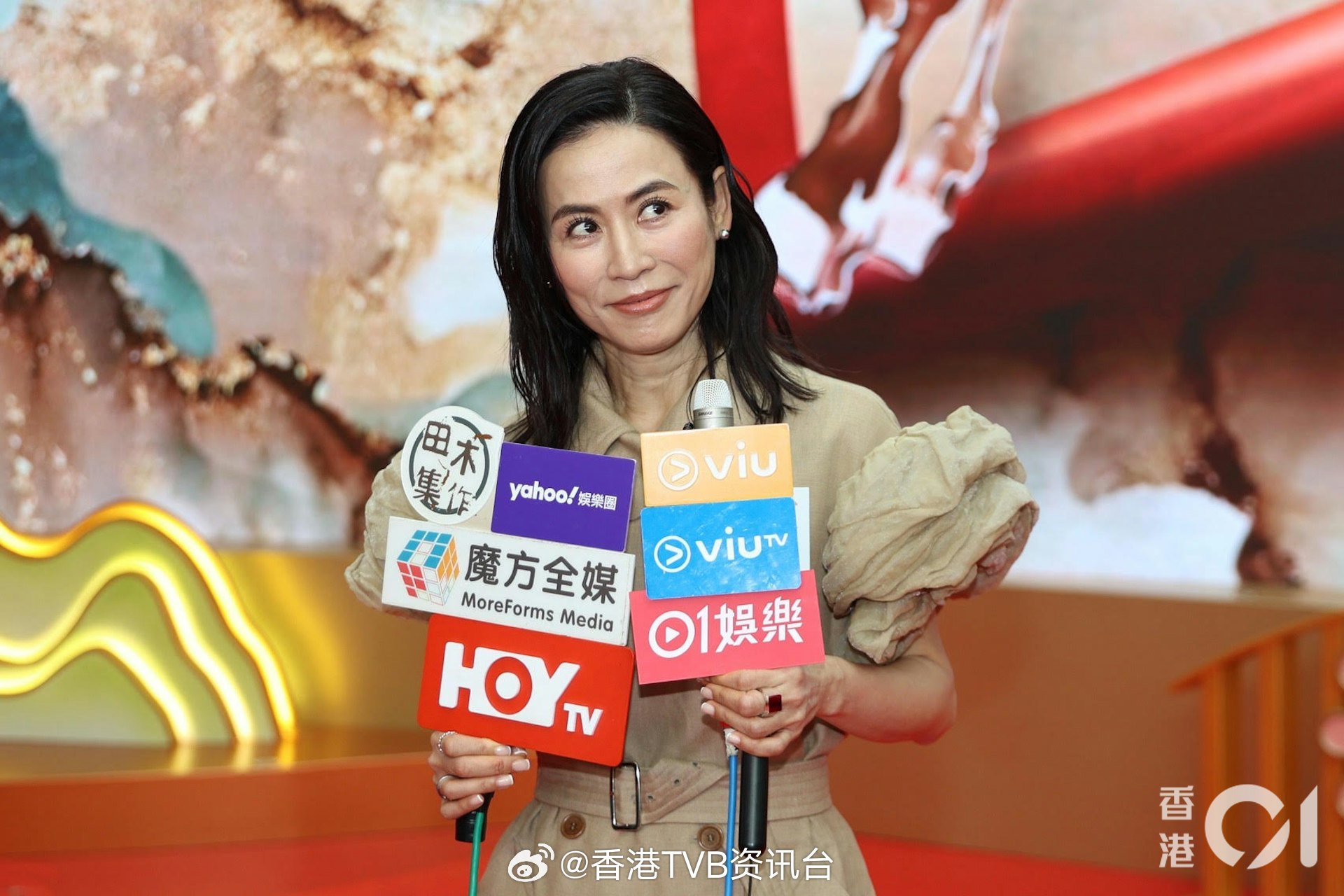 香港01：宣萱性格直率难顶“奉承文化”闻胡定欣离巢：最紧要自己开心大忙人宣萱今