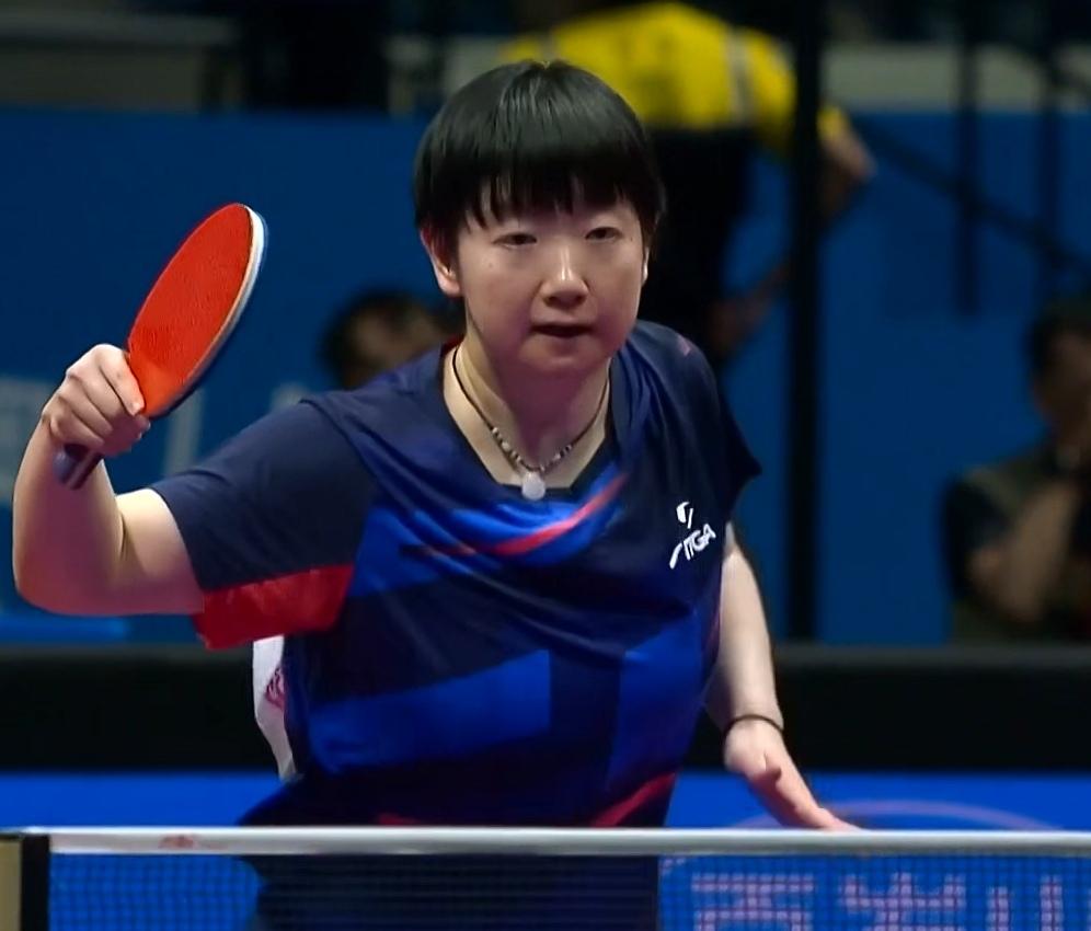 大逆转！孙颖莎4-1朱雨玲孙颖莎后发制人，在先失一局的情况下，连扳四局战胜朱雨