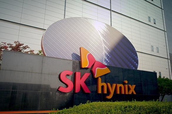 【英伟达、SK海力士与群联电子共同开发AI专用固态硬盘】据《经济日报》报道，英伟