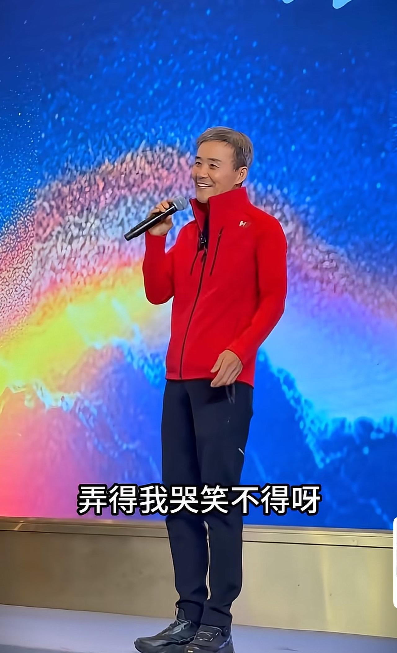 王石75岁还能做引体向上的秘密，根本不是健身。他的妻子田朴珺小他31岁。你以