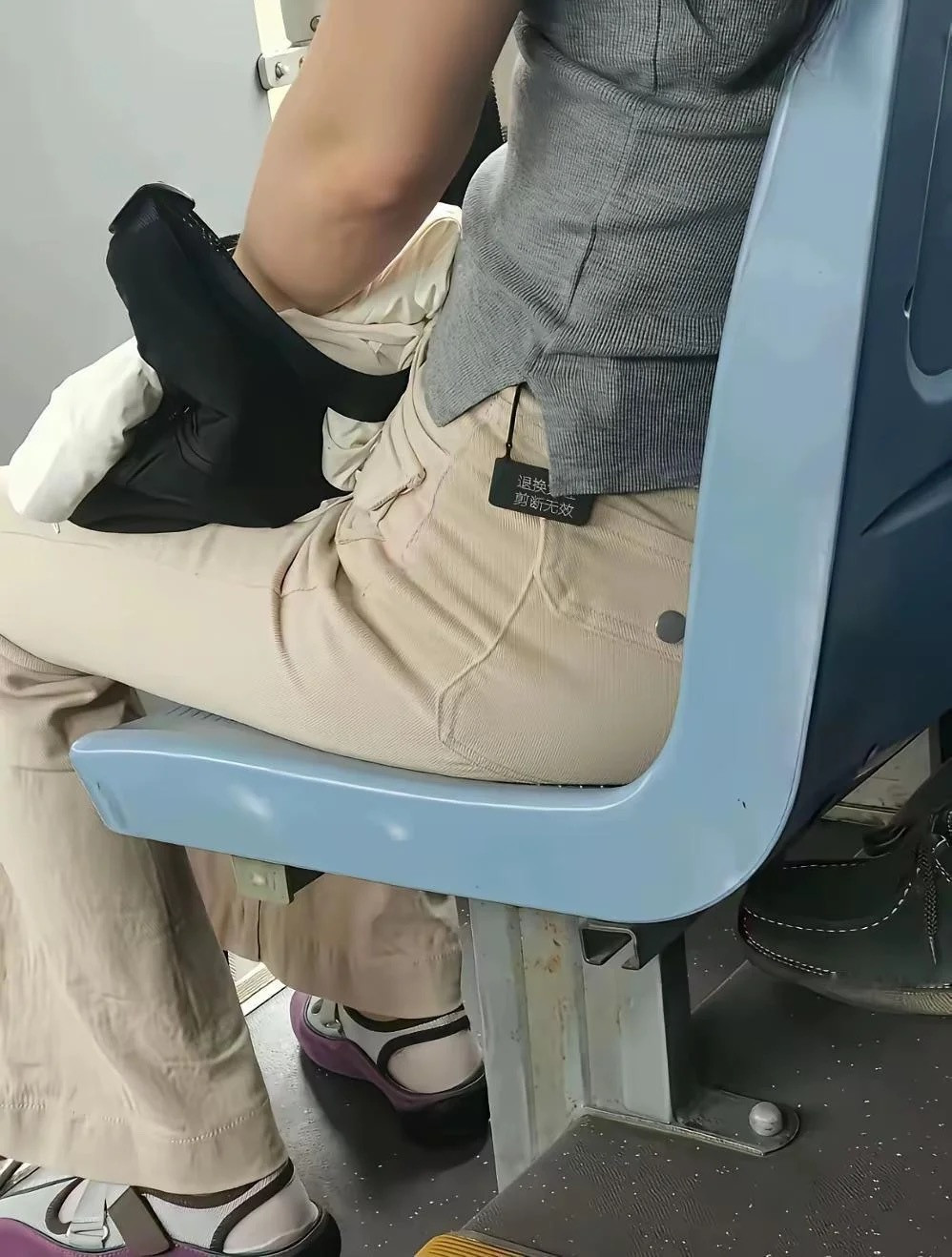 真有人这么明目张胆吗