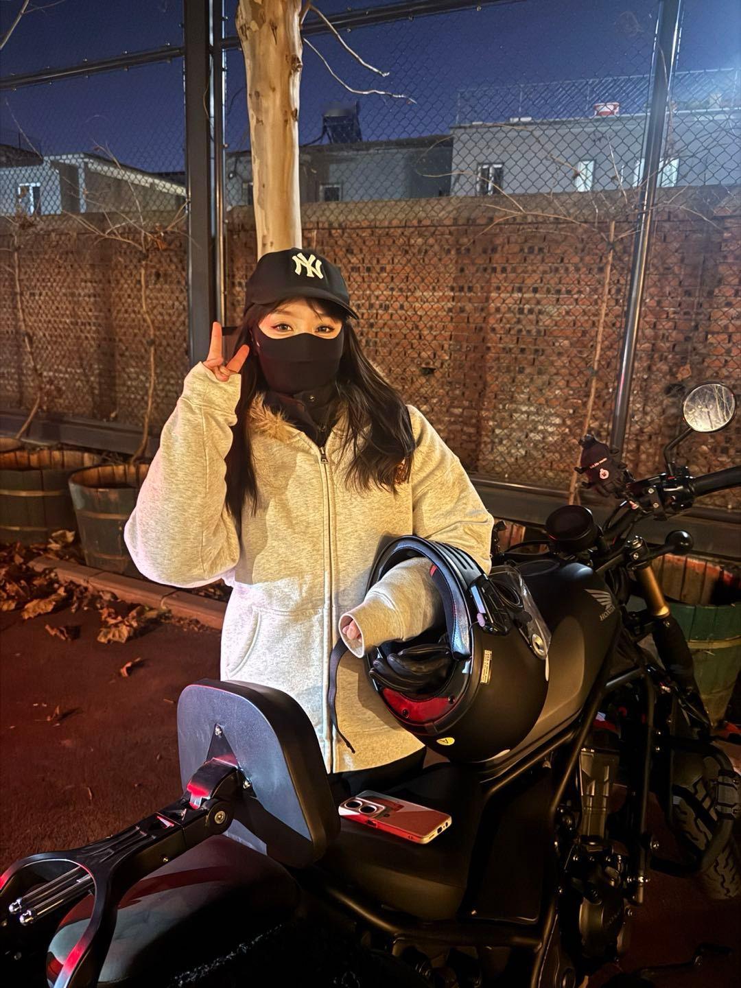 一生要强的中国女人，真骑手，不封车！！是真冷呀….