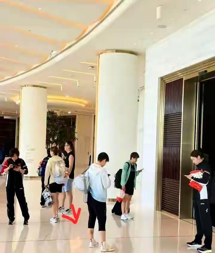 “贻定颖”组合是最好的师徒，这段视频太用心了，分享给每一个爱他们的人[害羞]莎