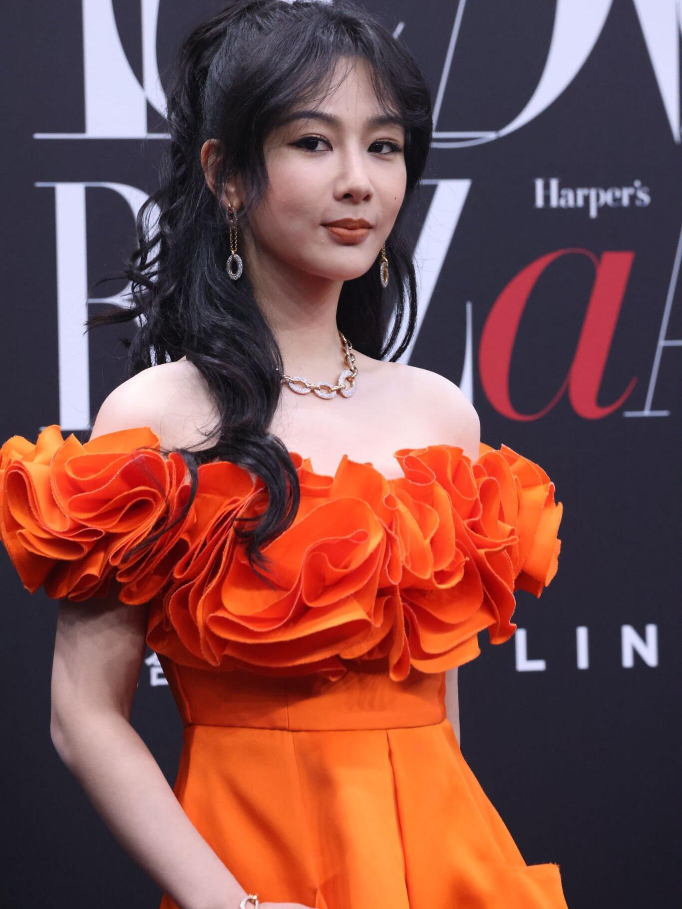 杨紫多巴胺橘色好亮眼诶​​​
