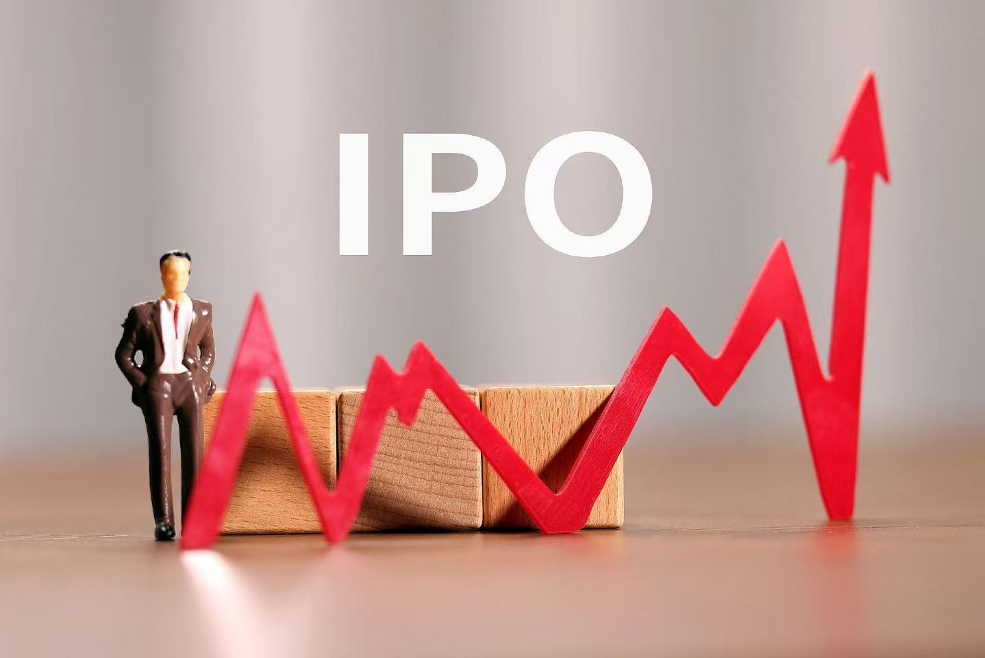 【加速审核！】近日，证监会官网显示，宇树科技IPO项目完成辅导验收，距其今年