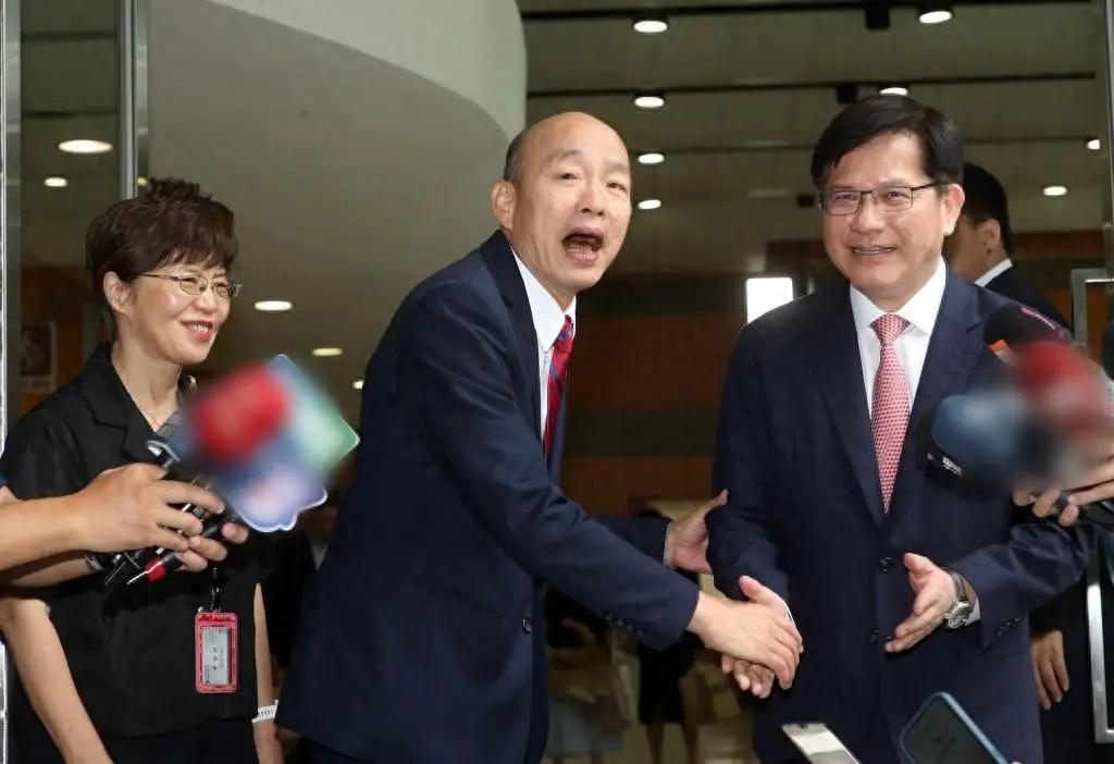 郑丽文此次大陆之行，一共耗费480万台币（约103万人民币），为此郑丽文预备向台