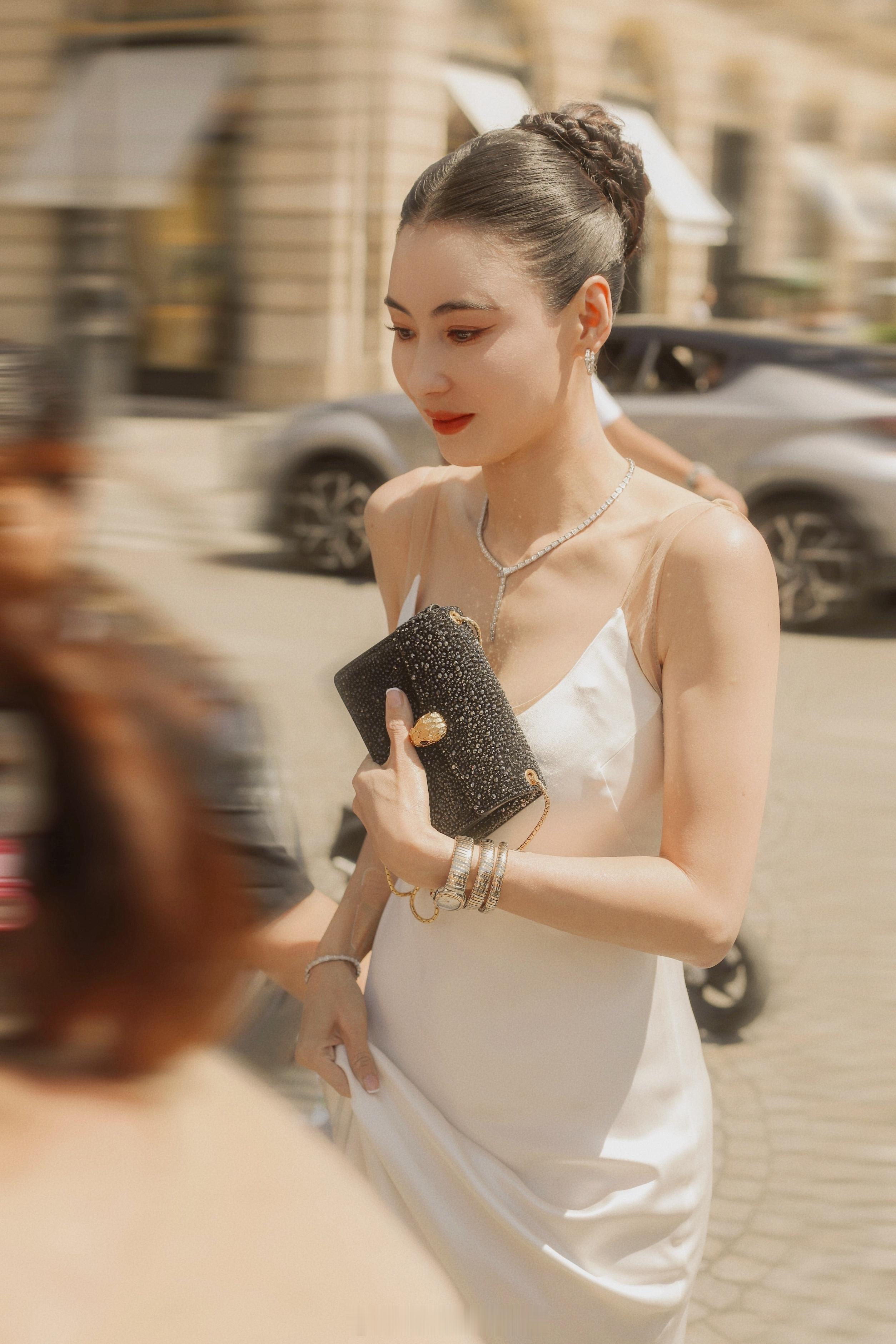张柏芝顶级骨相就是这样的岁月不败美人，骨相美真的太好看了顶级骨相就是这样的[好