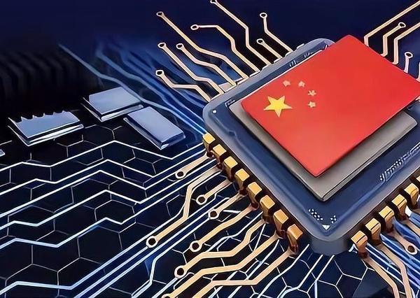 西方封锁失效！2025中国强势突围，三大领域领跑全球近年来，欧美接连祭出技