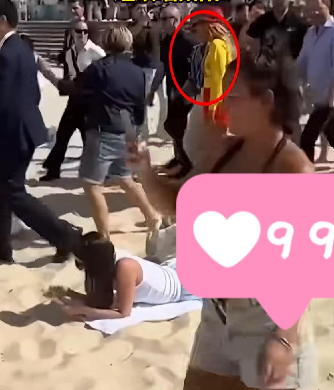 真的很澳洲👍哈里王子访问澳大利亚，在沙滩上做访问各种媒体人群蜂拥而至，然而一名