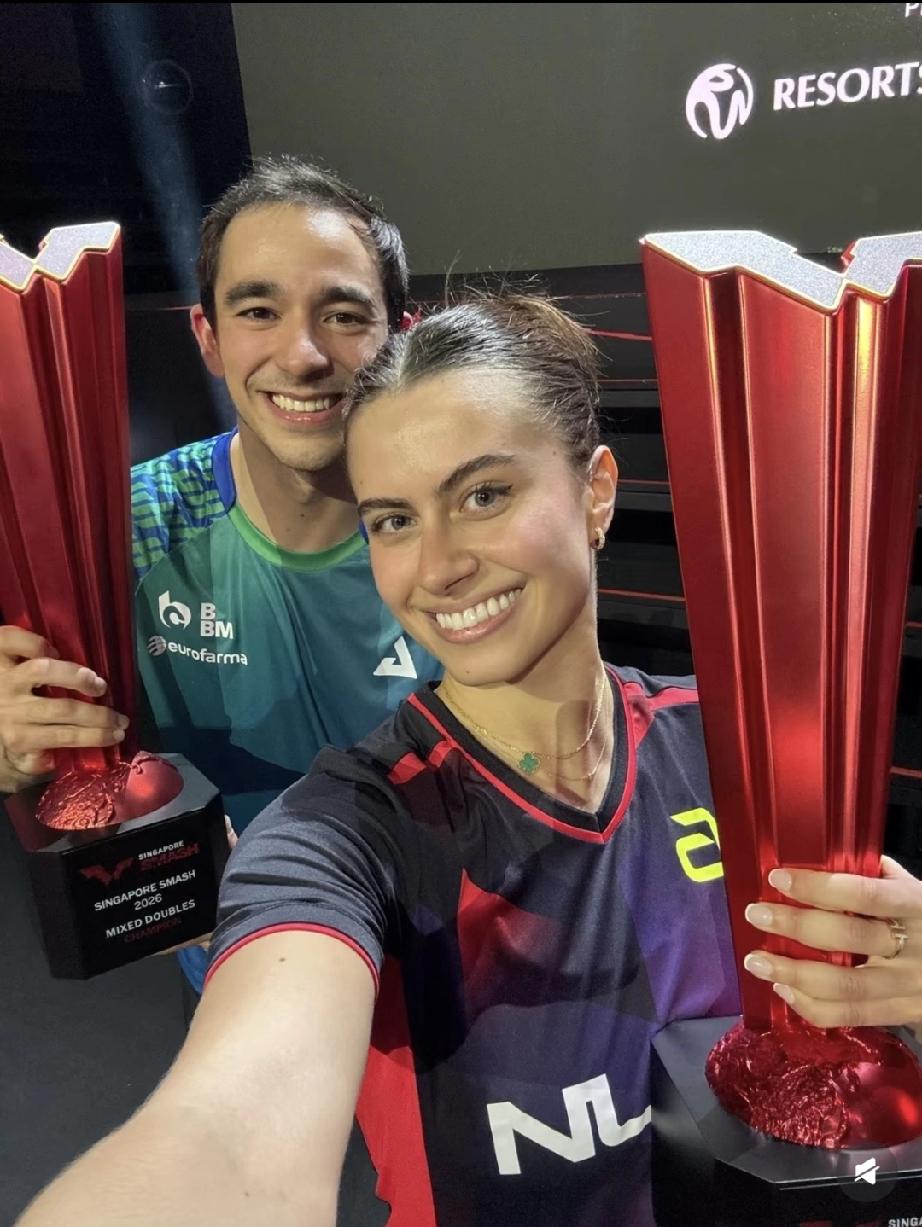 蓝鲸：恭喜小弗3-2淘汰张本智和晋级八强，从2018年到2026年8年时间和张本