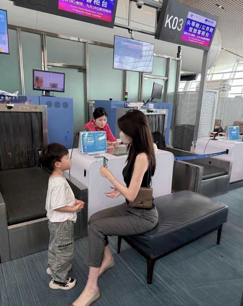 孩子都这么大了，还能叫做少妇