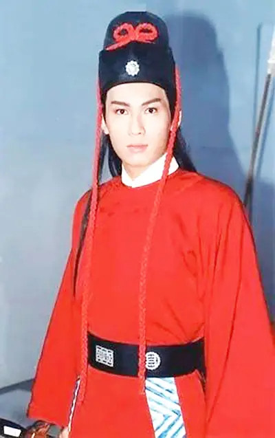 甄志强离世前亚视小生甄志强去世,终年59岁。《碧血青天杨家将》《碧血青天珍珠旗