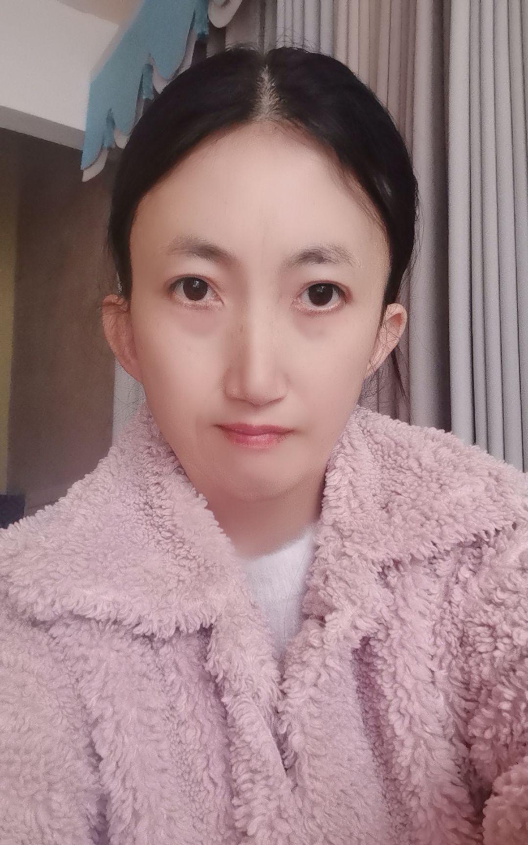 我可能要跟我老公离婚两个老人两个女儿我还要上班太累
