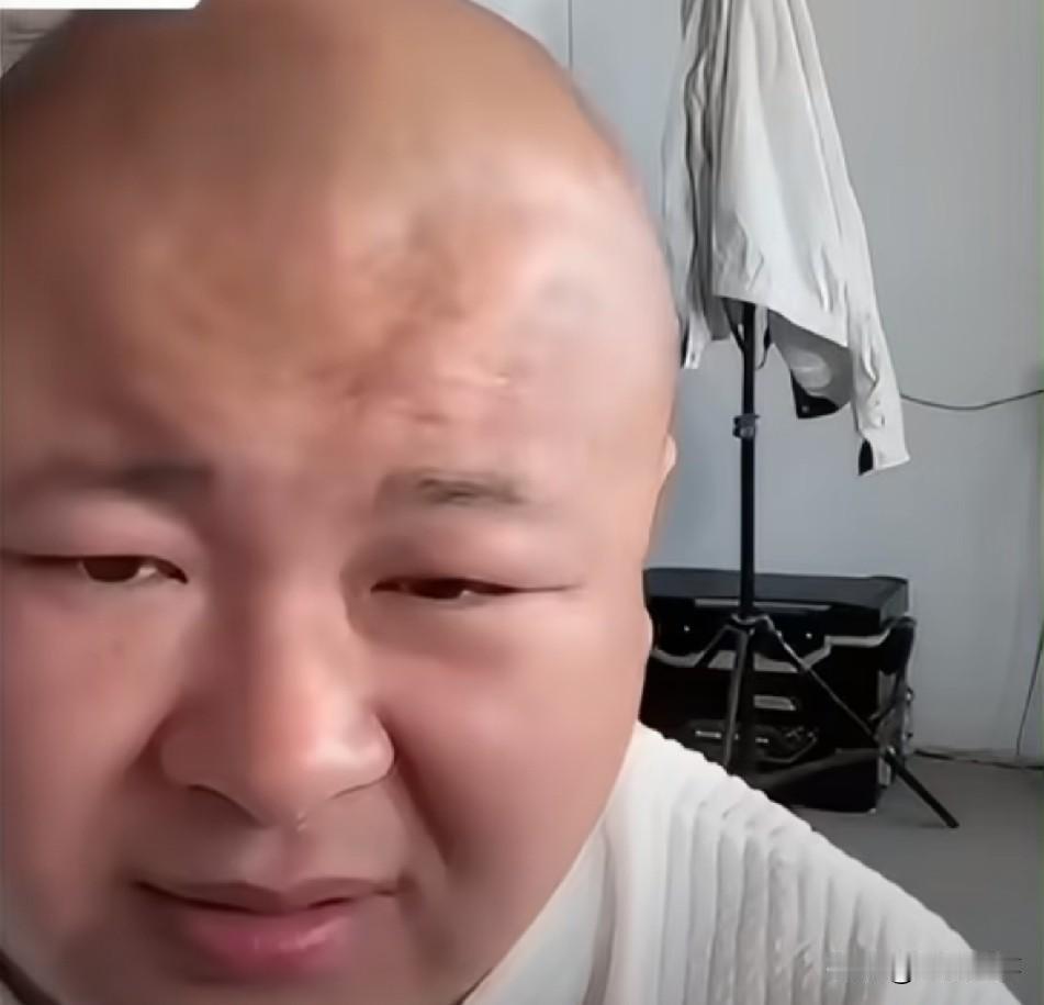 老狗回应小号加入808，否认忘恩负义，阴阳阿宇用小号直播！