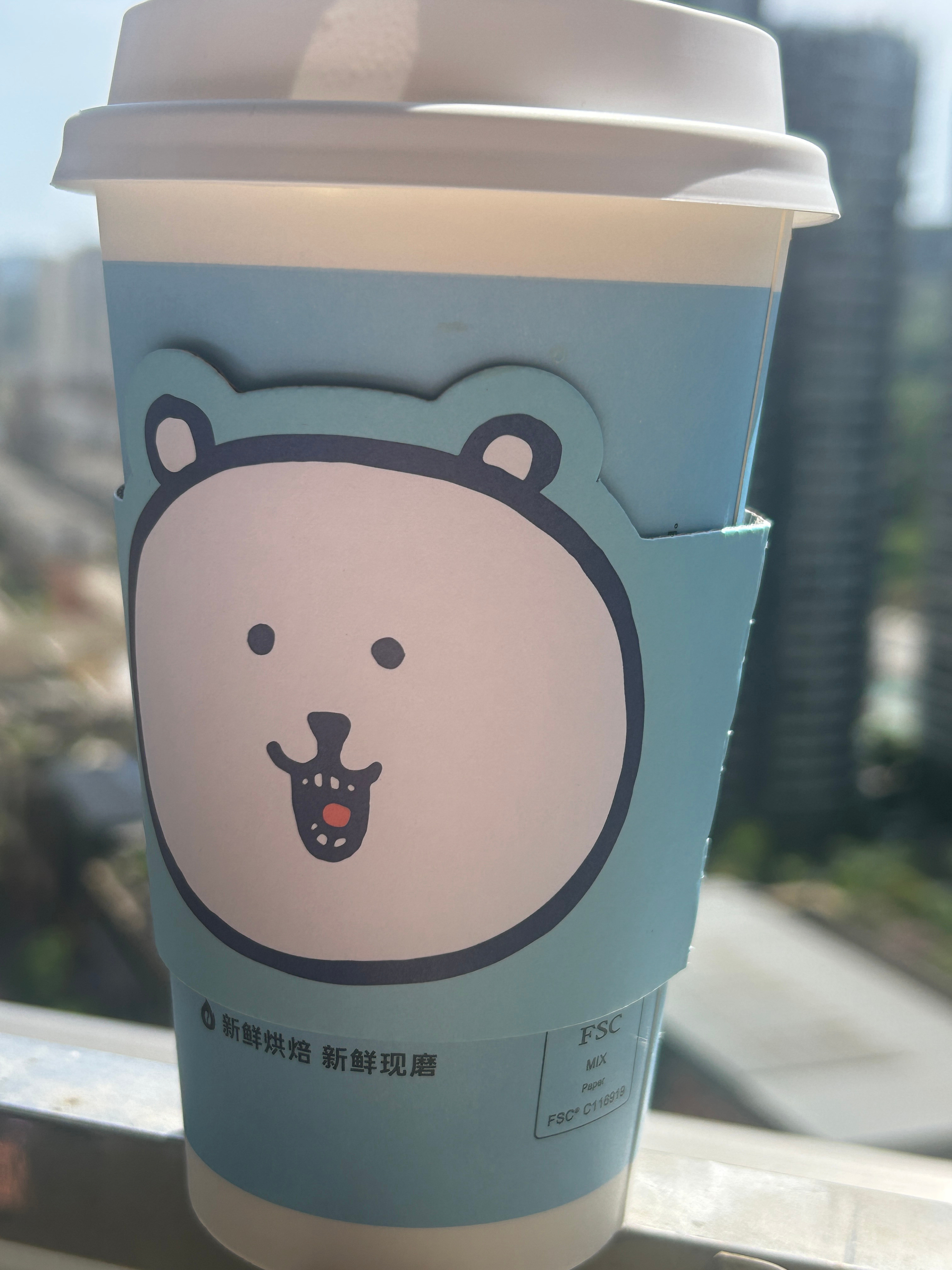 今天的第一餐！嘻嘻！锅里煮了一颗水煮蛋！太爽了！太阳太大了，没有出门的欲望！每日