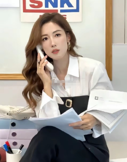 TVB视后之争，李施嬅输给佘诗曼在情理之中，没什么好意难平的。《新闻女王2》佘诗