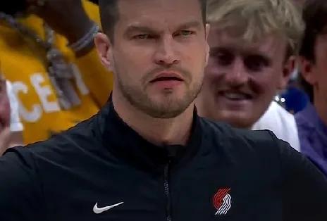 开拓者要死磕快船了！开拓者疯狂投中25记三分破队史记录，领先掘金18分被耻