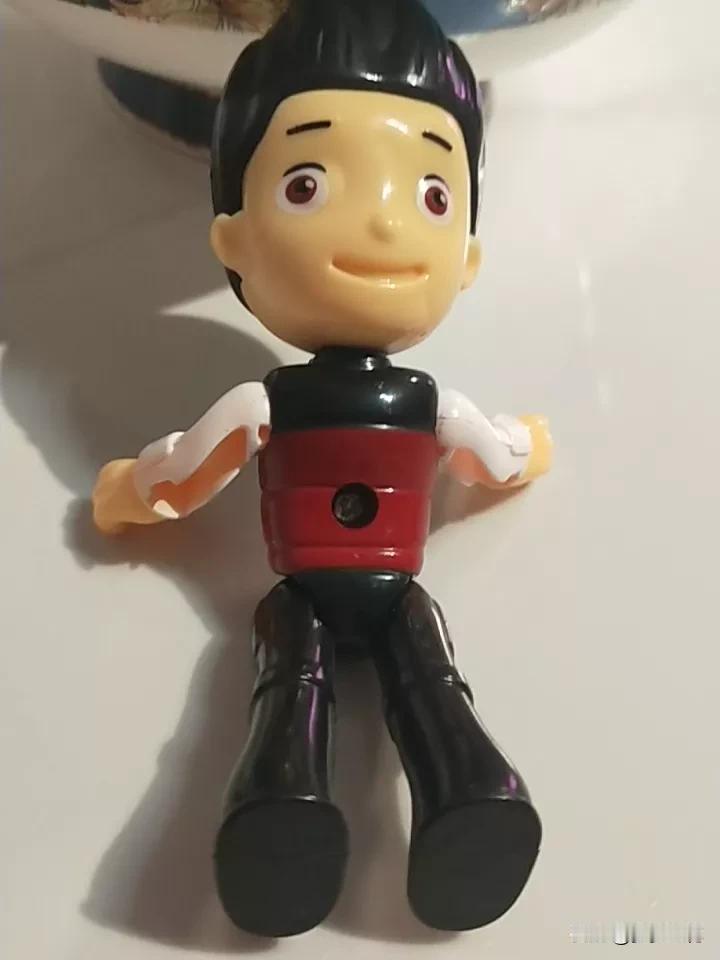 冰雪文化让哈尔滨从"冰城"变身"热城"！哈尔滨的冰雪文化，早已不是简单的