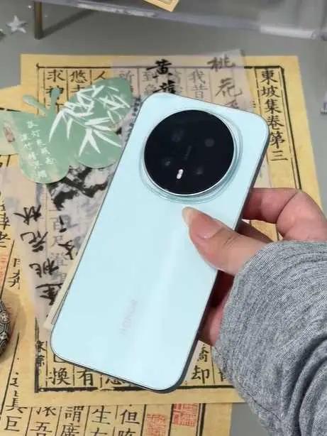 别问，问就是荣耀Magic8！2026年旗舰机皇就是它了！家人们谁懂啊！这