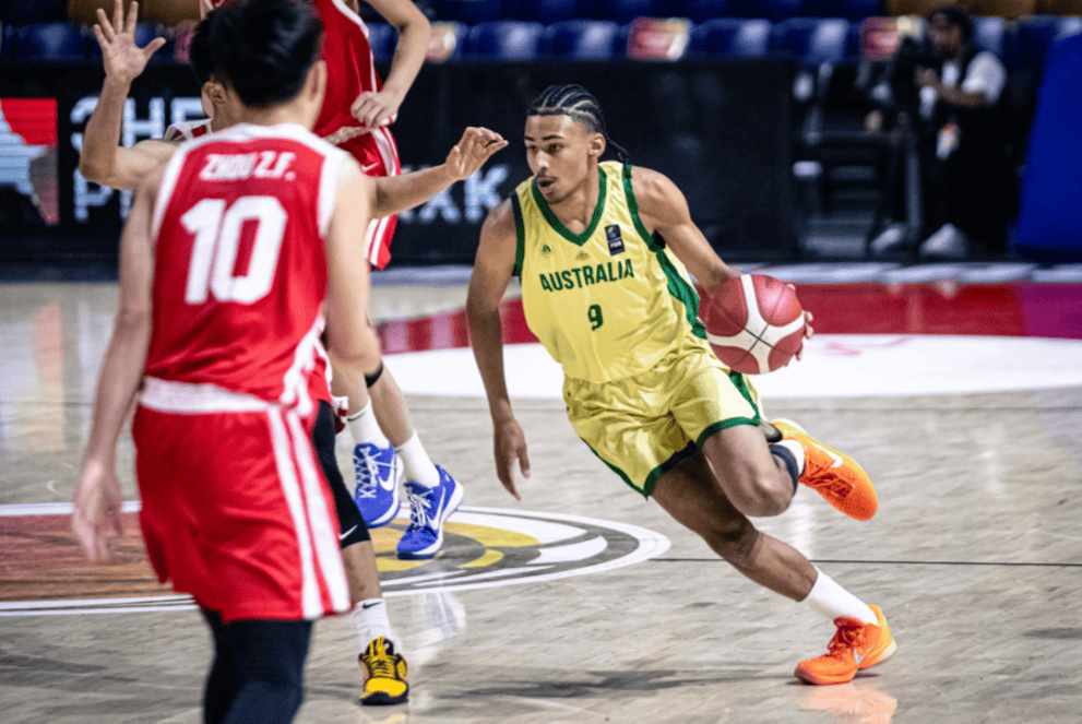 U16亚洲杯决赛中国惨败澳大利亚, 张懿赵杰在阵中并得到13分