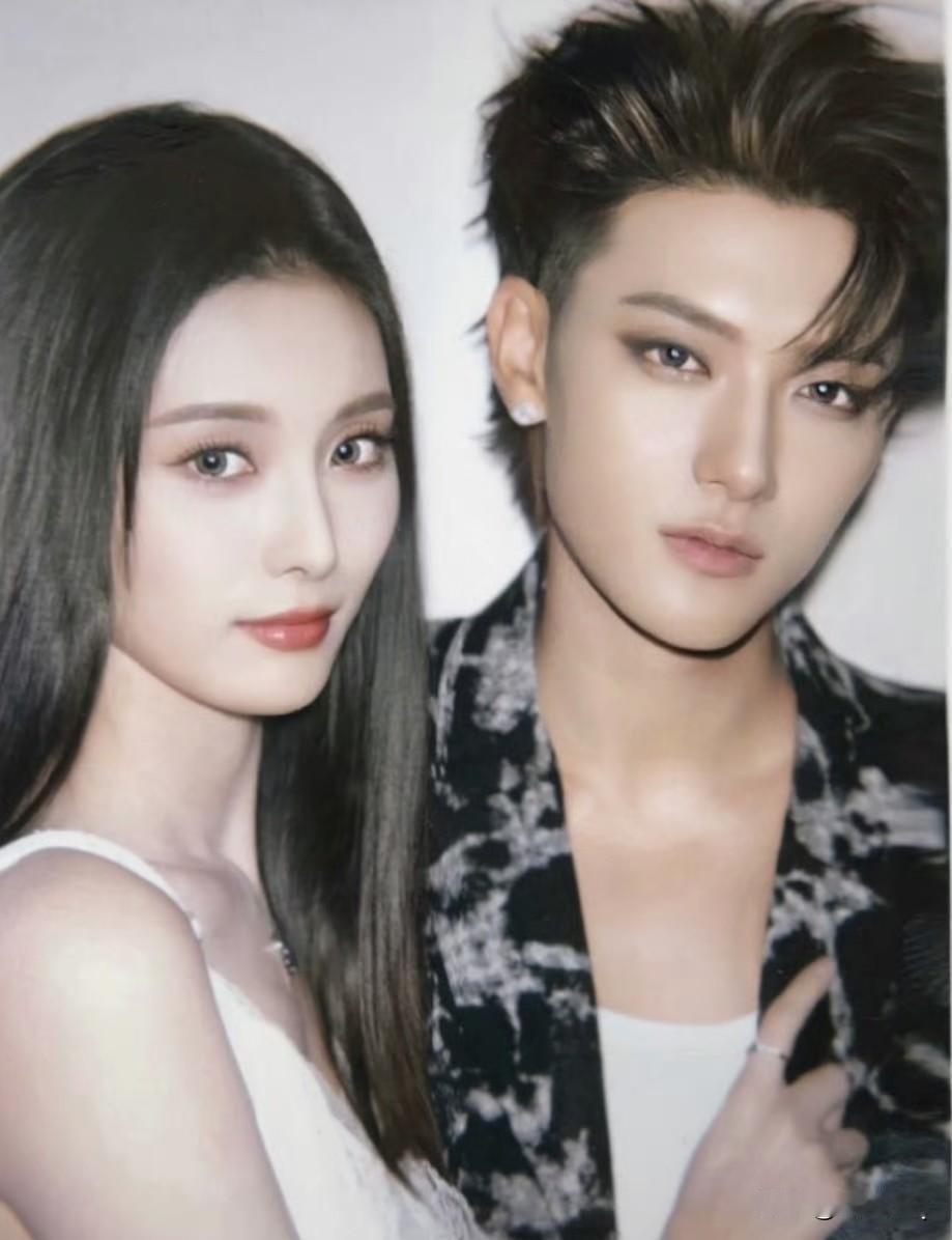 黄子韬和徐艺洋如果生女儿完全不用担心颜值，因为脸型赢了，必须是瓜子脸啊。