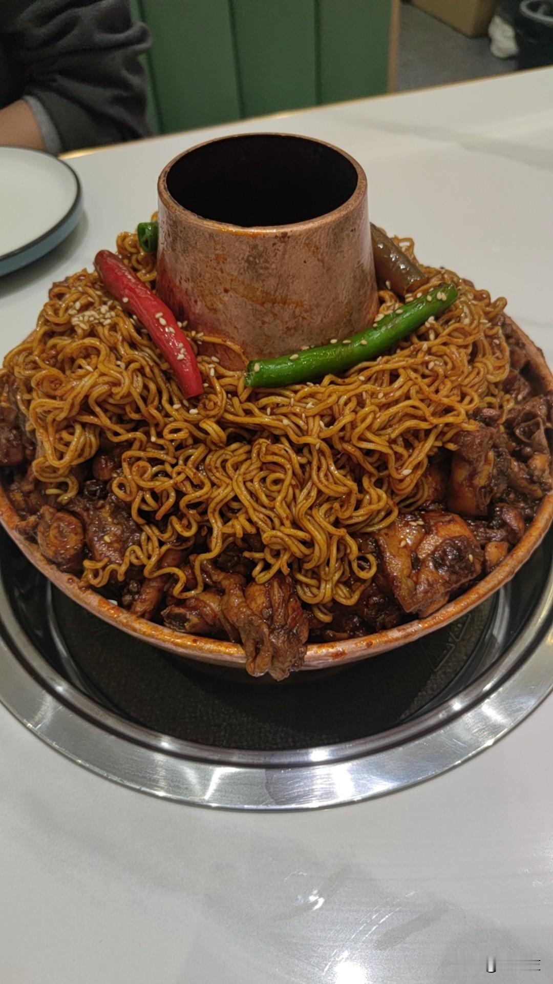 我老公10年创业初期也小有盈利时，那时候觉得创业很容易嘛，初入行就赚钱，有点小得