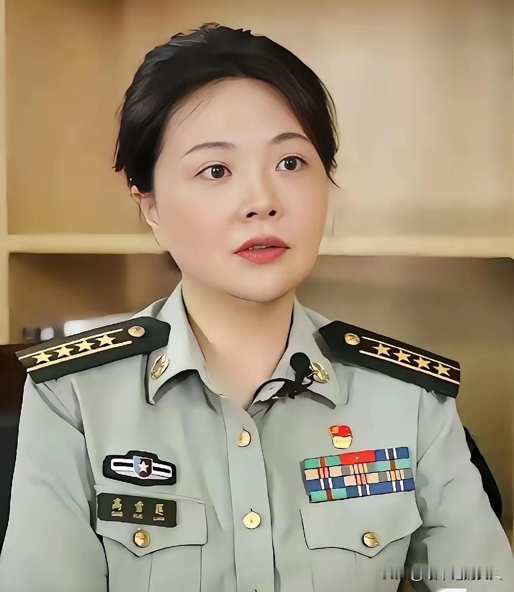 纳闷了一天了，从昨天晚上大半夜到现在，我都纳闷了一天了，为什么？军队审计员高雪