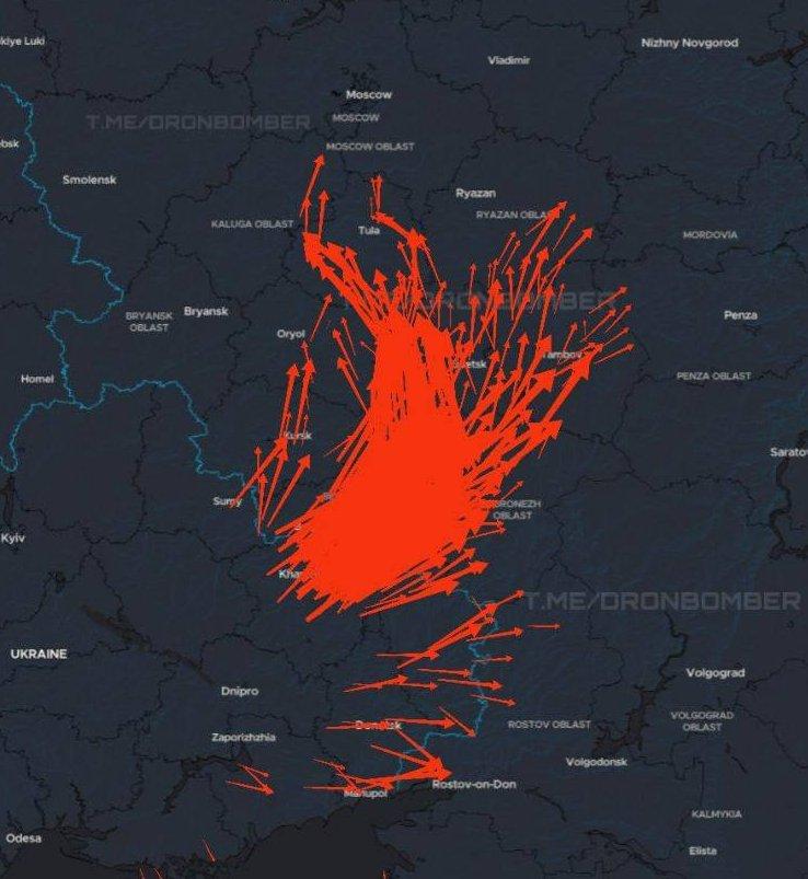 “炸！炸！炸！”2025年11月1日，俄罗斯国防部通报，俄军防空系统过去一昼夜在