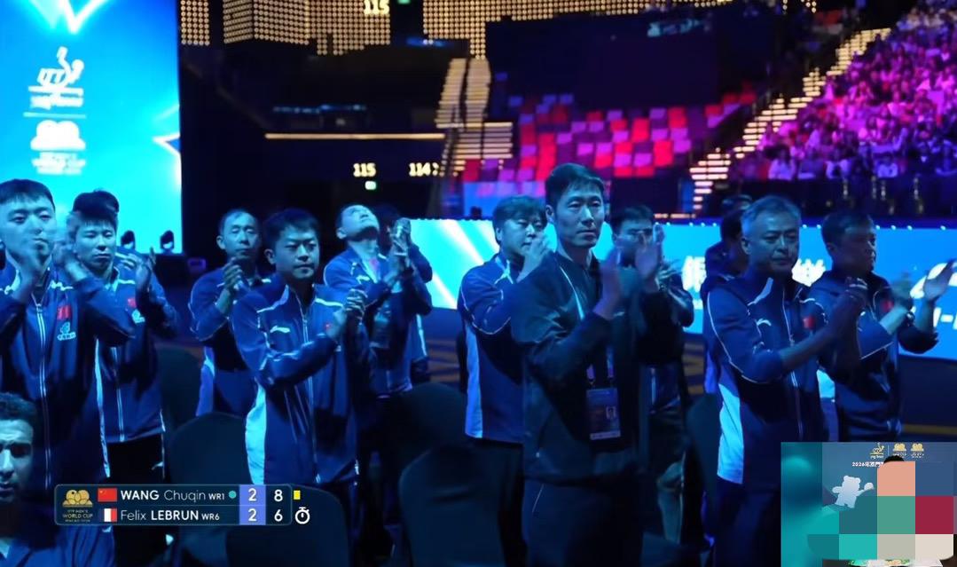 天道酬勤，王楚钦打完小勒布伦以后又来加练啦！4月3日澳门世界杯男单1/8决赛中