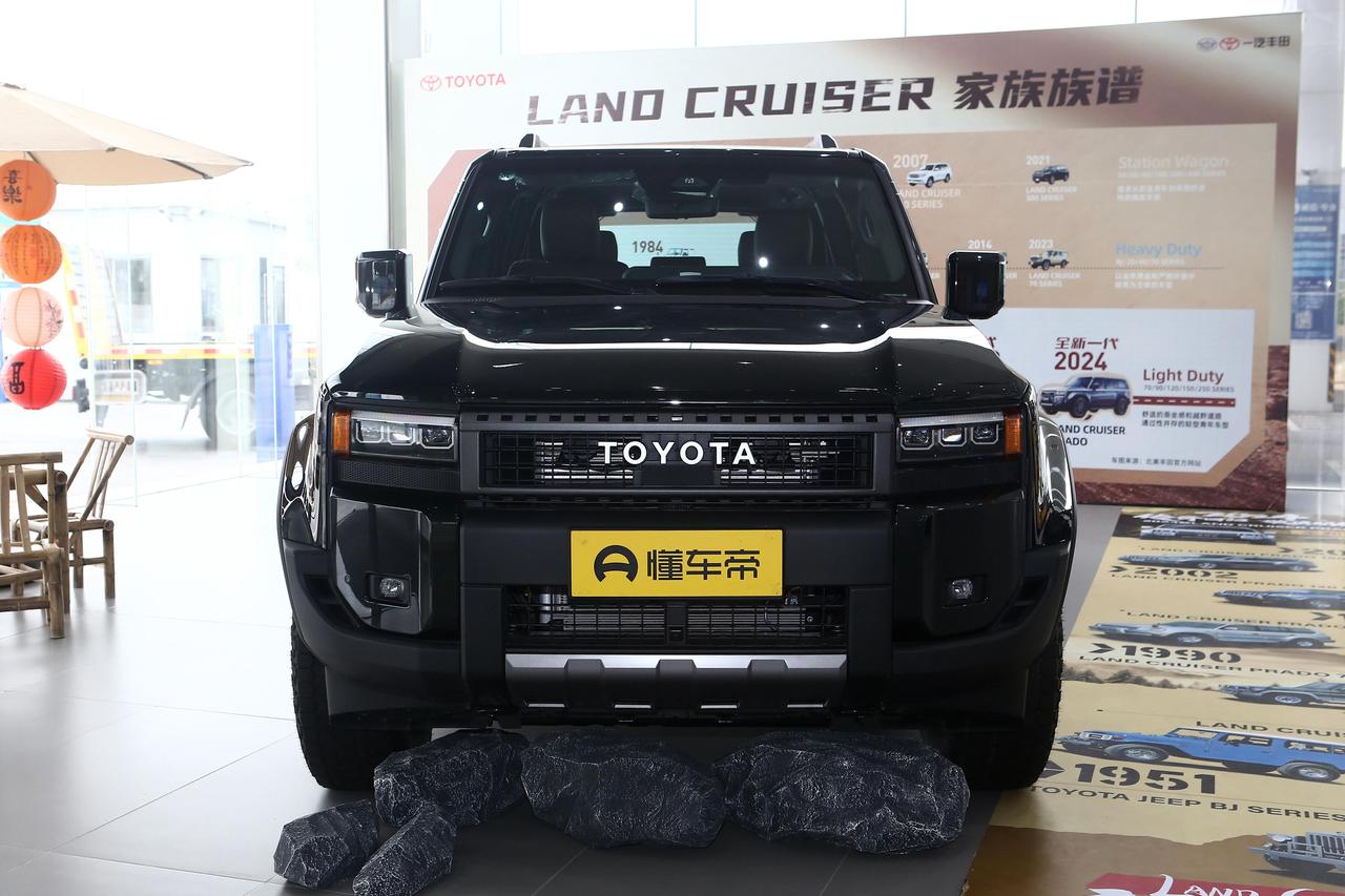 “加价王”丰田普拉多跌落神坛：大降价仍无人问津，国产越野车崛起取而代之