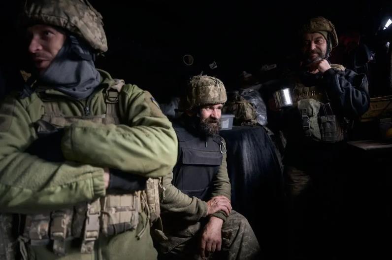 乌军第1独立重型机械化旅在苏梅地区遭受重大打击，仅剩一个营，剩余编制被编入71独