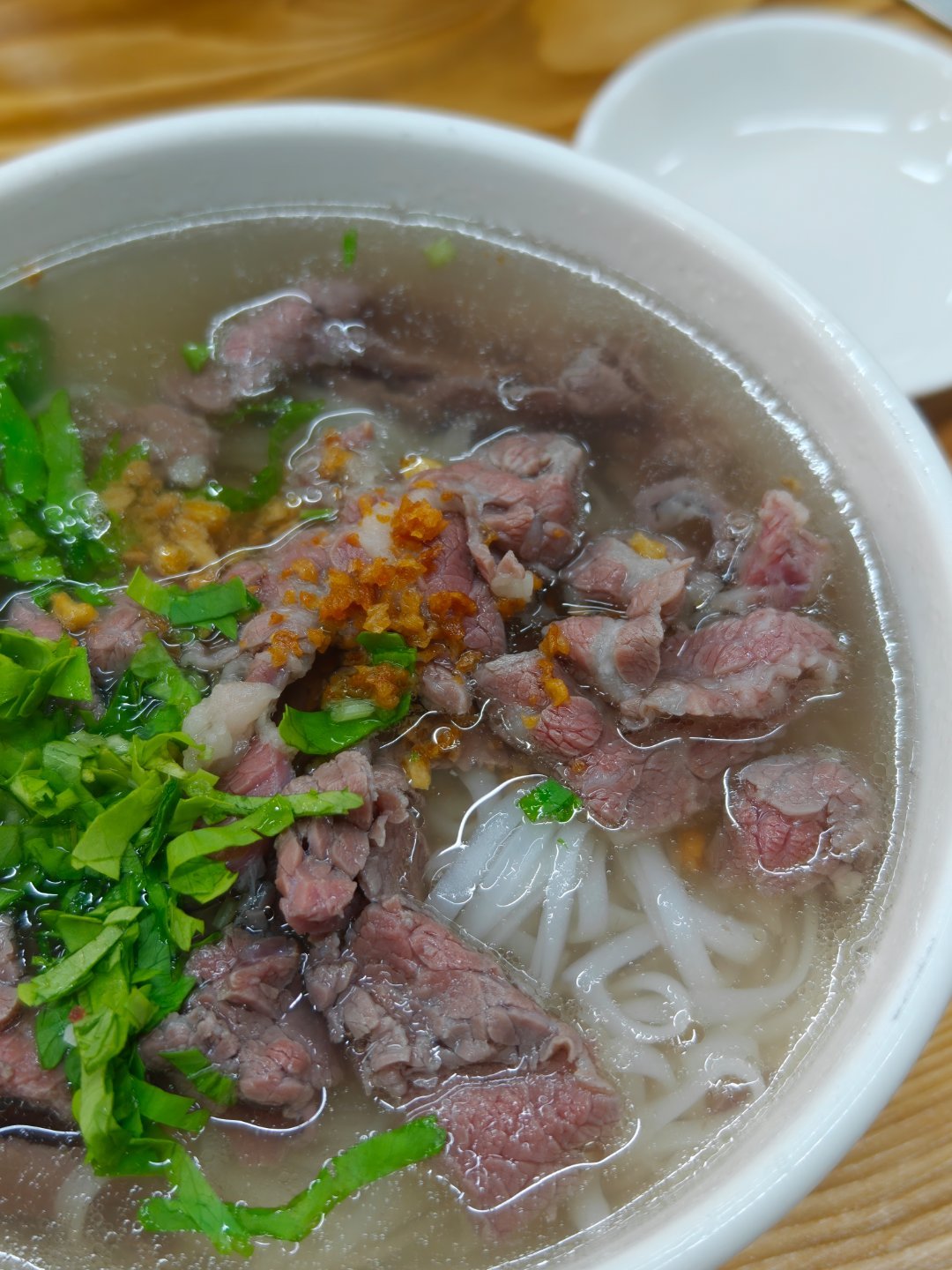 🍜简单吃个早餐。没有一头牛可以活着走出潮汕。潮汕人民一天得吃掉多少牛肉？早中
