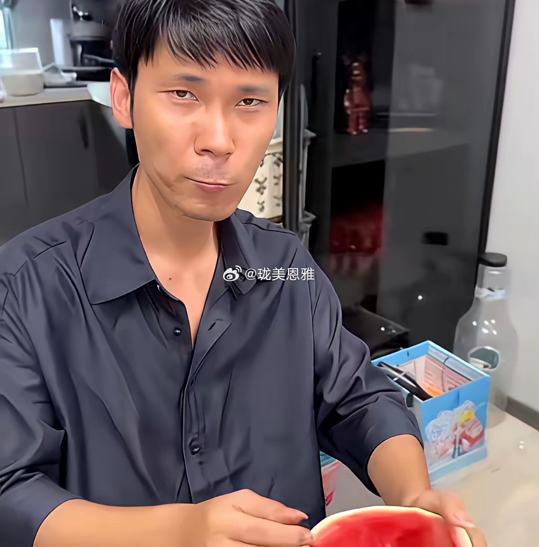 我宁可相信孩子不是你老婆亲生的也不怀疑孩子不是你亲生的的！
