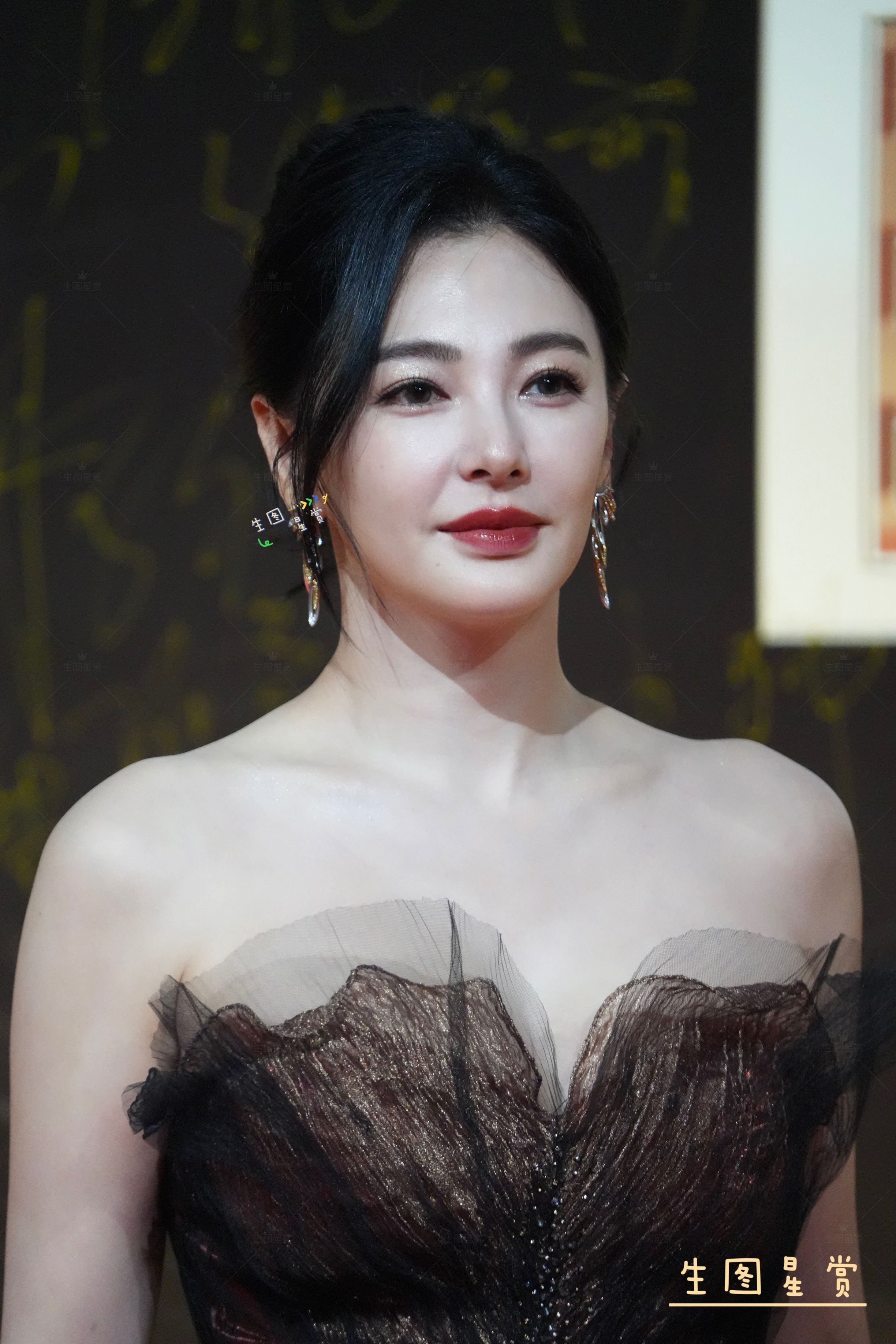 张雨绮张雨绮国剧盛典红毯生图好强的女王气场👑✨