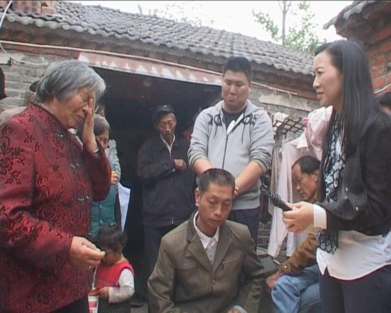 村主任代签手术同意书引发官司：救命之举还是责任陷阱？在河南周口夏邑，一场意外